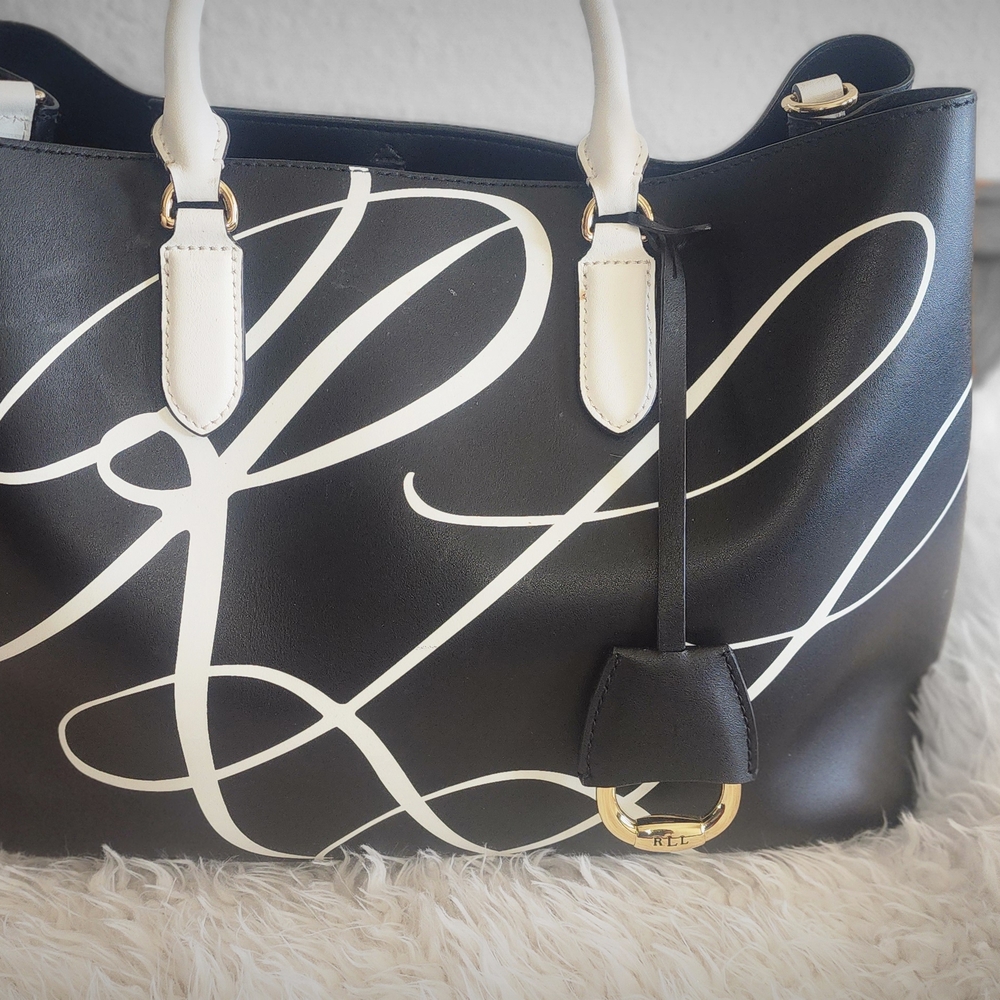 Elegant Black and White Handbag